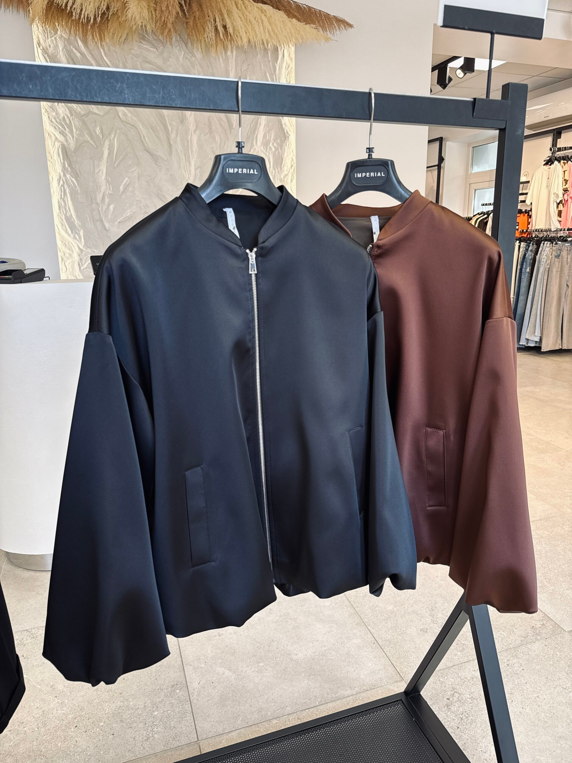 IMG_4561 Juodas imperial bomberis - Image 1