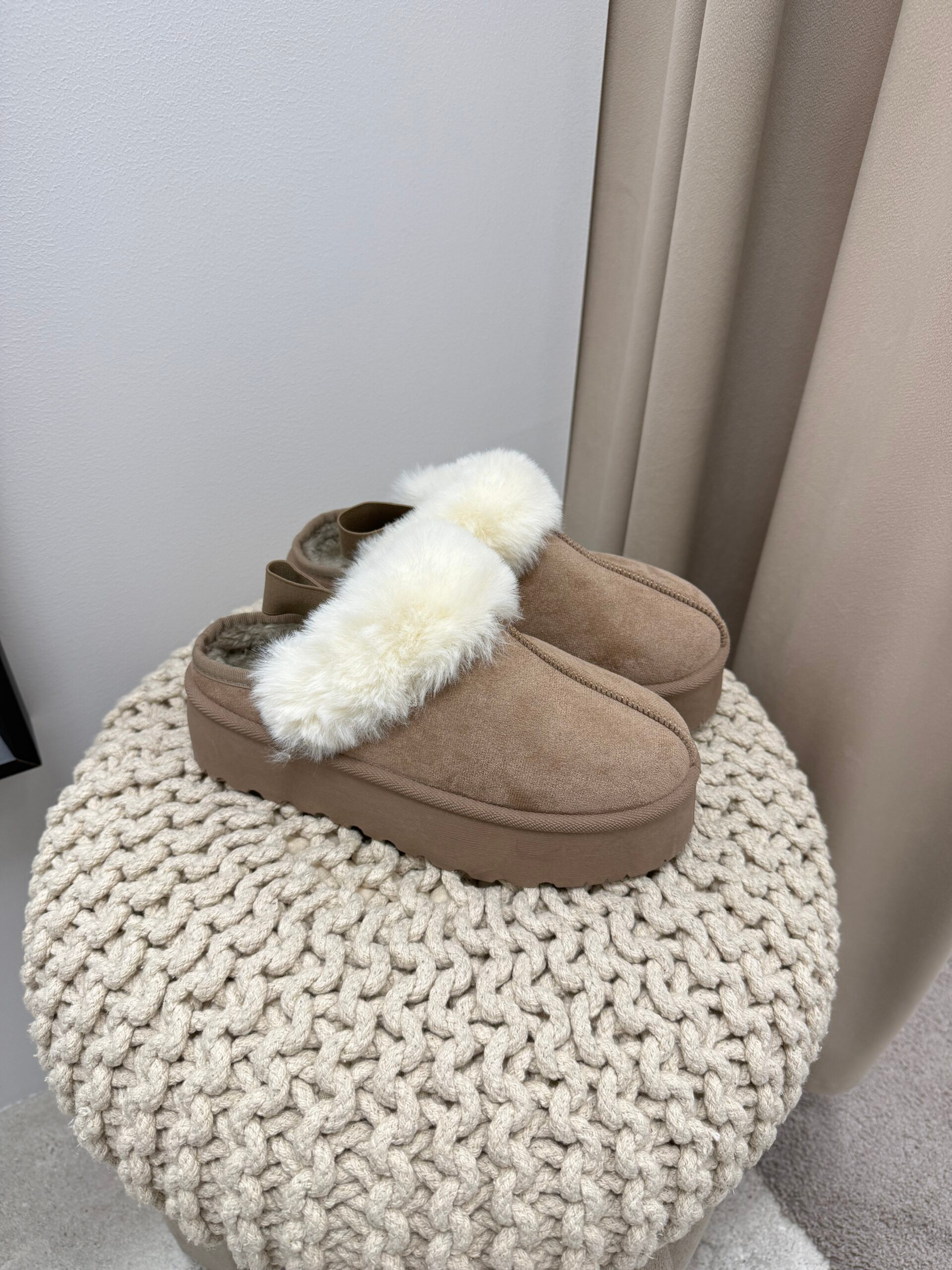 IMG_0334 Šlepetės - Image 1