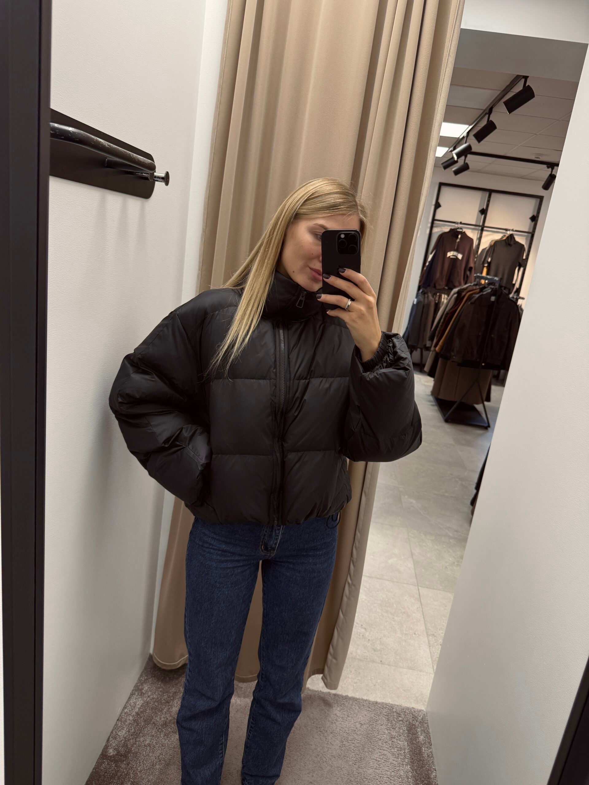 IMG_0437 Striukė - Image 1