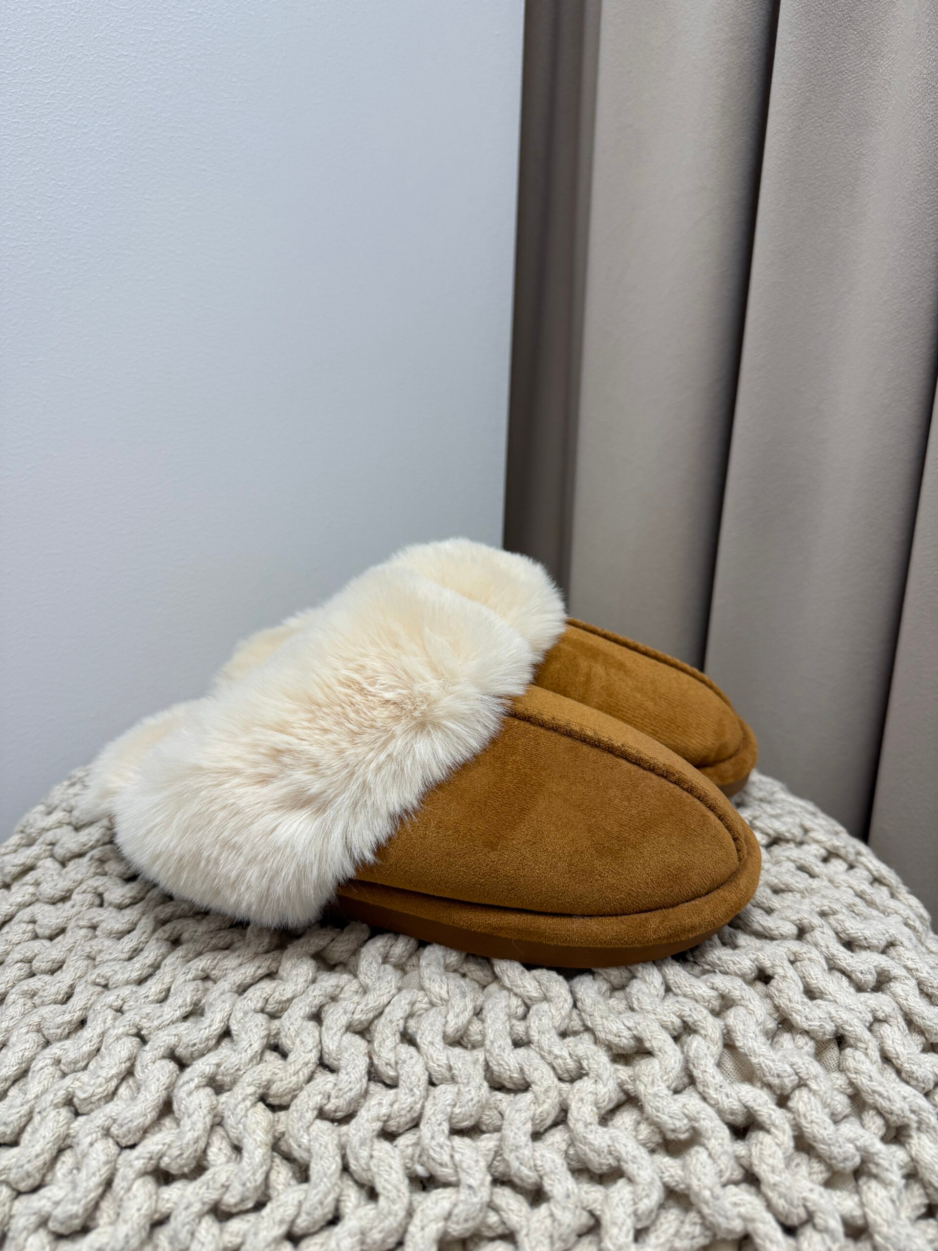 IMG_0447 Šlepetės - Image 1